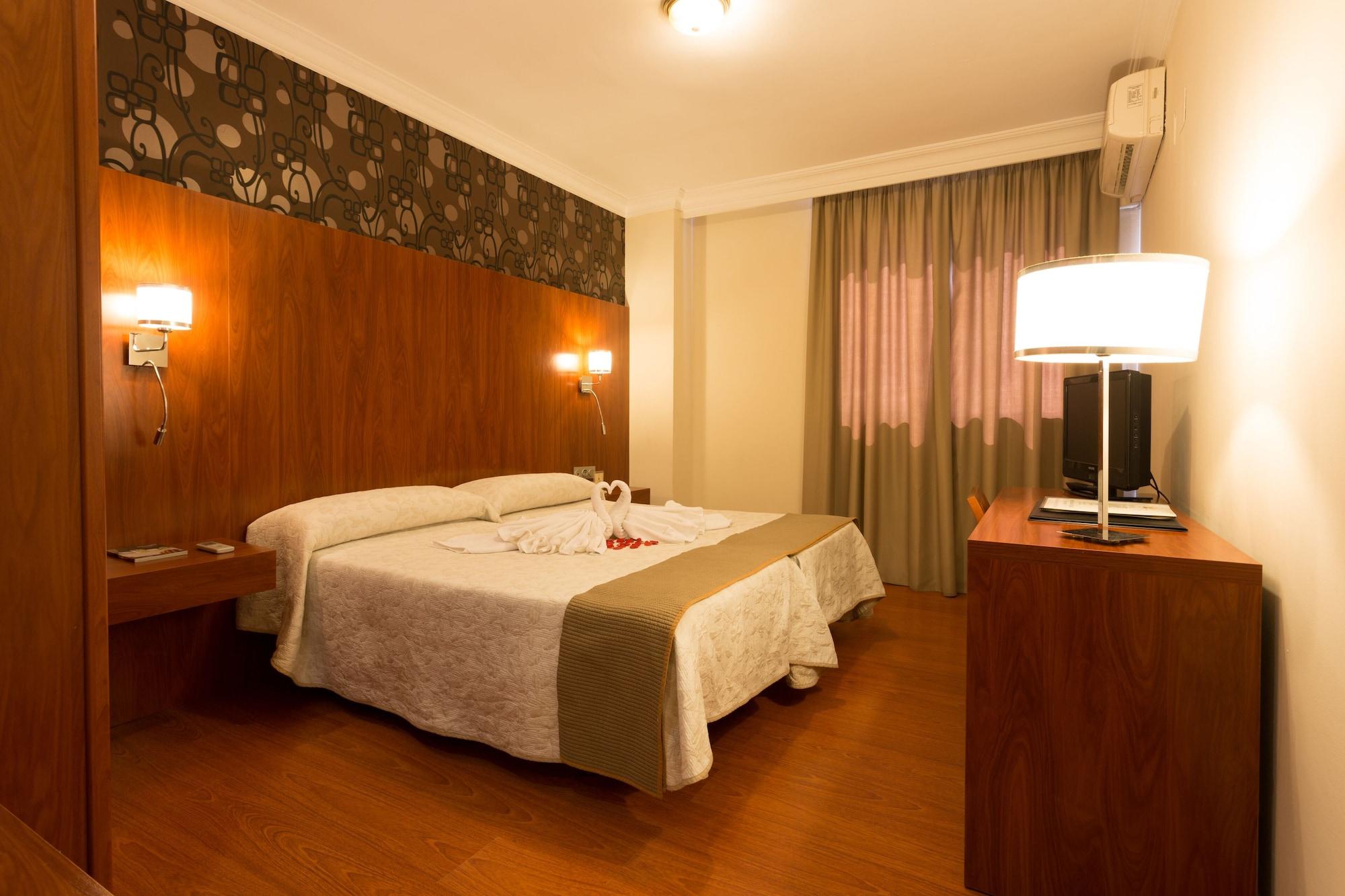 Hotel Familia Conde Huelva Dış mekan fotoğraf